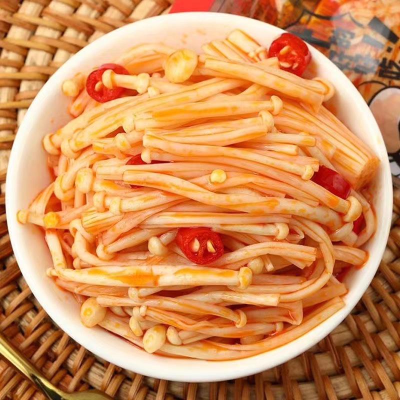 香辣金针菇下饭菜麻辣红油金针菇开袋即食小零食大袋32g散装好吃