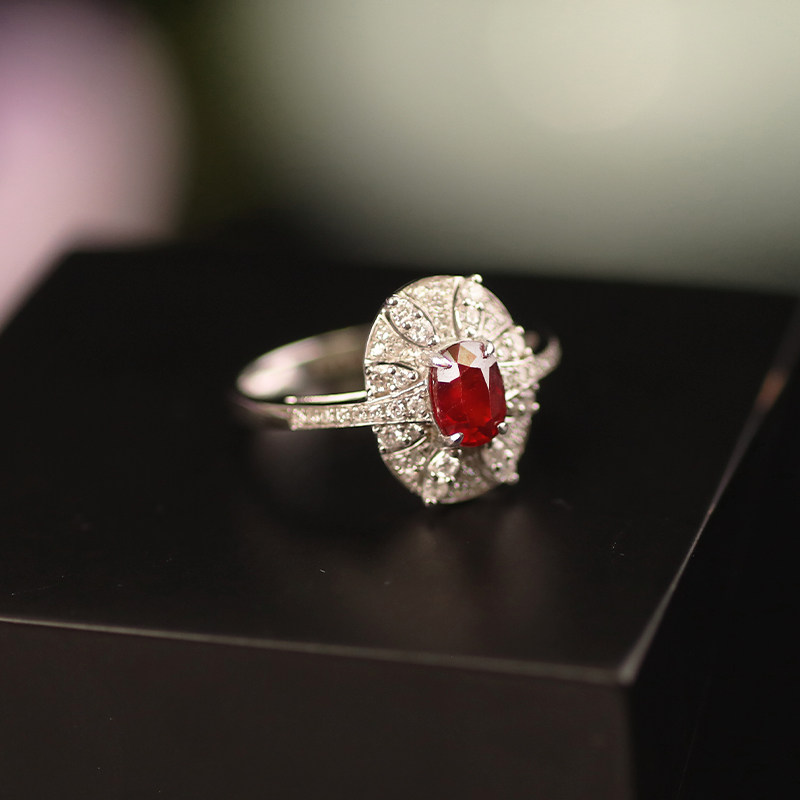 QUEENA.Z 2026 New Designer Series Women's No-burn Pigeon Blood Red Ring HK460306010