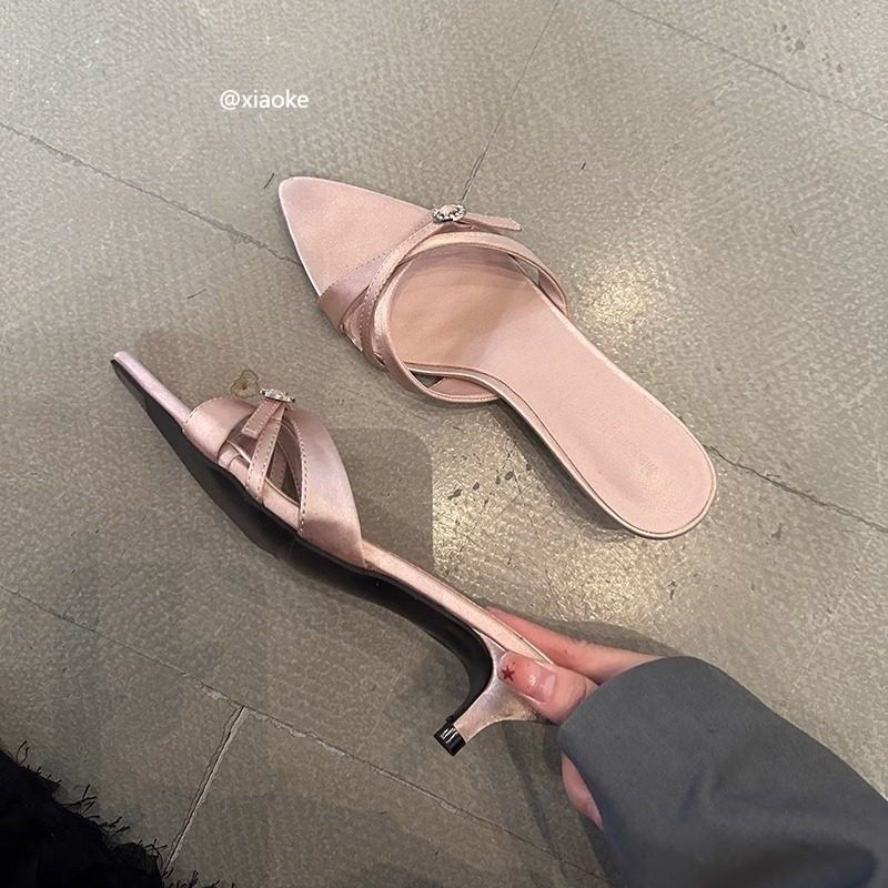 大码女鞋41一43胖脚宽肥法式尖头细跟拖鞋女交叉带气质小猫跟凉拖,淘宝优惠券,粉丝福利购,淘宝优惠卷