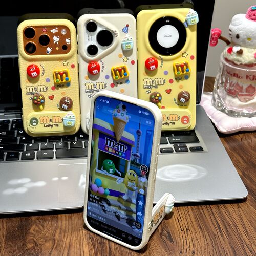 趣味M豆公仔支架新款适用苹果17Pro手机壳iPhone16max小米15华为mate80pura70k90nova14荣耀500x300一加ace6 - 图3