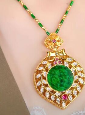 新款镀金竹节链爱心圆盘吊坠项链