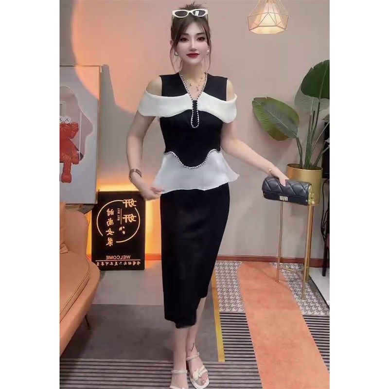 2025夏季新款时尚套装女欧货显瘦露肩高级感上衣百搭半身裙两件套,淘宝优惠券,粉丝福利购,淘宝优惠卷