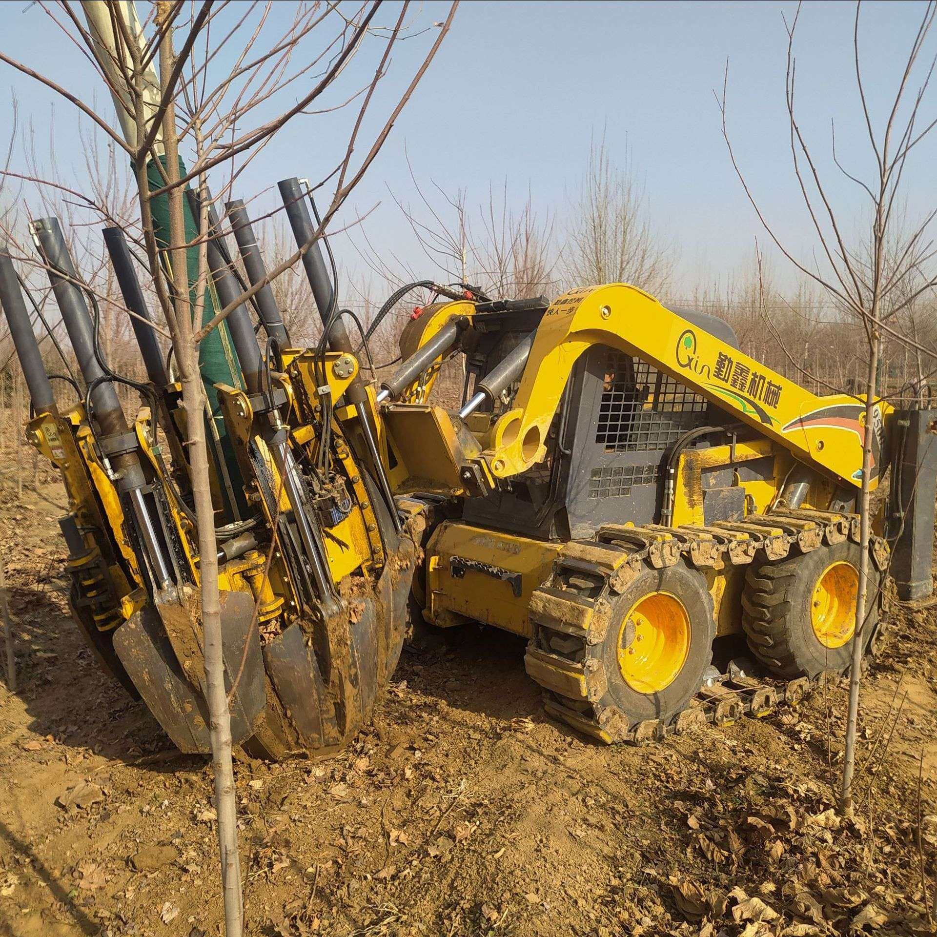 滑移一体挖树机挖掘机头安装挖树机移栽机园林苗圃起树机起苗机,淘宝优惠券,粉丝福利购,淘宝优惠卷