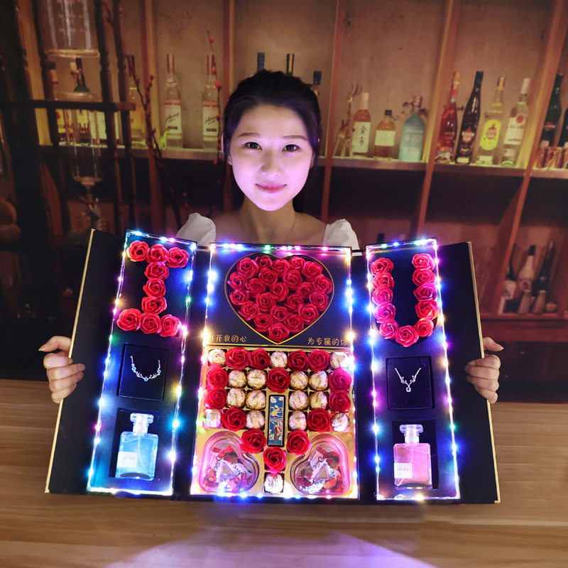 38妇女节礼物天使之翼送女朋友闺蜜老G婆女员工实用女神节创意礼