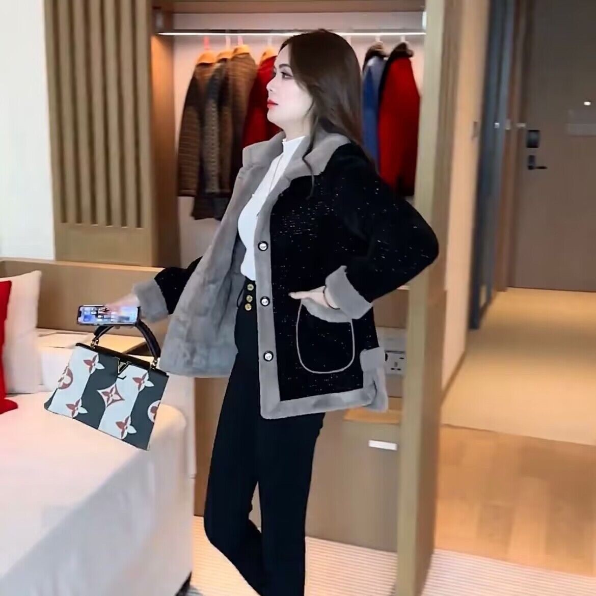 妈妈装毛呢外套加绒加厚2025秋冬季短款女装时尚百搭保暖洋气棉衣,淘宝优惠券,粉丝福利购,淘宝优惠卷