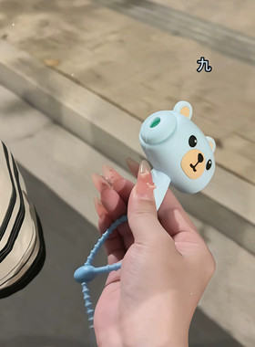 摇晃发声怪叫锤卡通小熊钥匙扣可爱蓝色挂件创意解压玩具包包挂饰