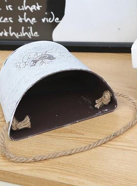 美式田园铁艺壁挂花盆复古墙面花篮吊篮花篮墙壁悬挂装饰铁皮花盆