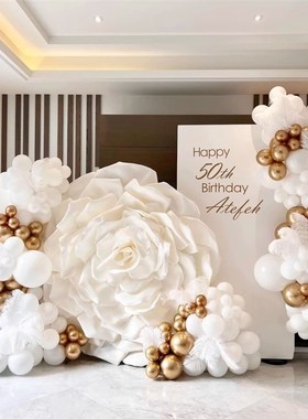 大型玫瑰花束摆件商场橱窗情人节日装饰打卡开业户外布置婚礼背景