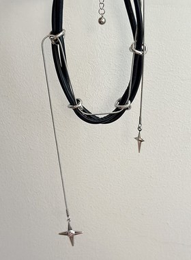 欧美风简约小众设计感皮革爱心银色项链个性精美小巧锁骨链暗黑风