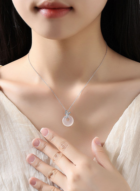 S925纯银蝶恋平安扣项链女新中式轻奢高级感白玉髓锁骨链送礼物