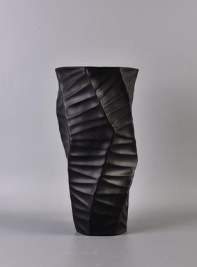 现代简约折线叶纹花瓶黑白树刺树脂大花器民宿酒店样板房摆件