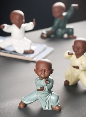 新中式太极小和尚摆件禅意陶瓷办公室书房书柜创意人物雕塑装饰品