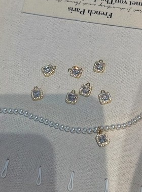 方糖锆石吊坠珍珠项链女轻奢小众高级感锁骨链秋冬毛衣链颈链配饰