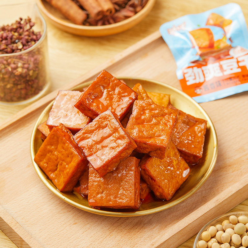 劲仔小鱼仔豆干魔芋爽鹌鹑蛋休闲食品海味零食大礼包