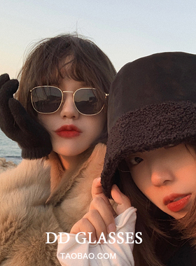 复古港风白色太阳眼镜女椭圆形 小脸潮街拍O墨镜遮阳度假沙滩眼镜