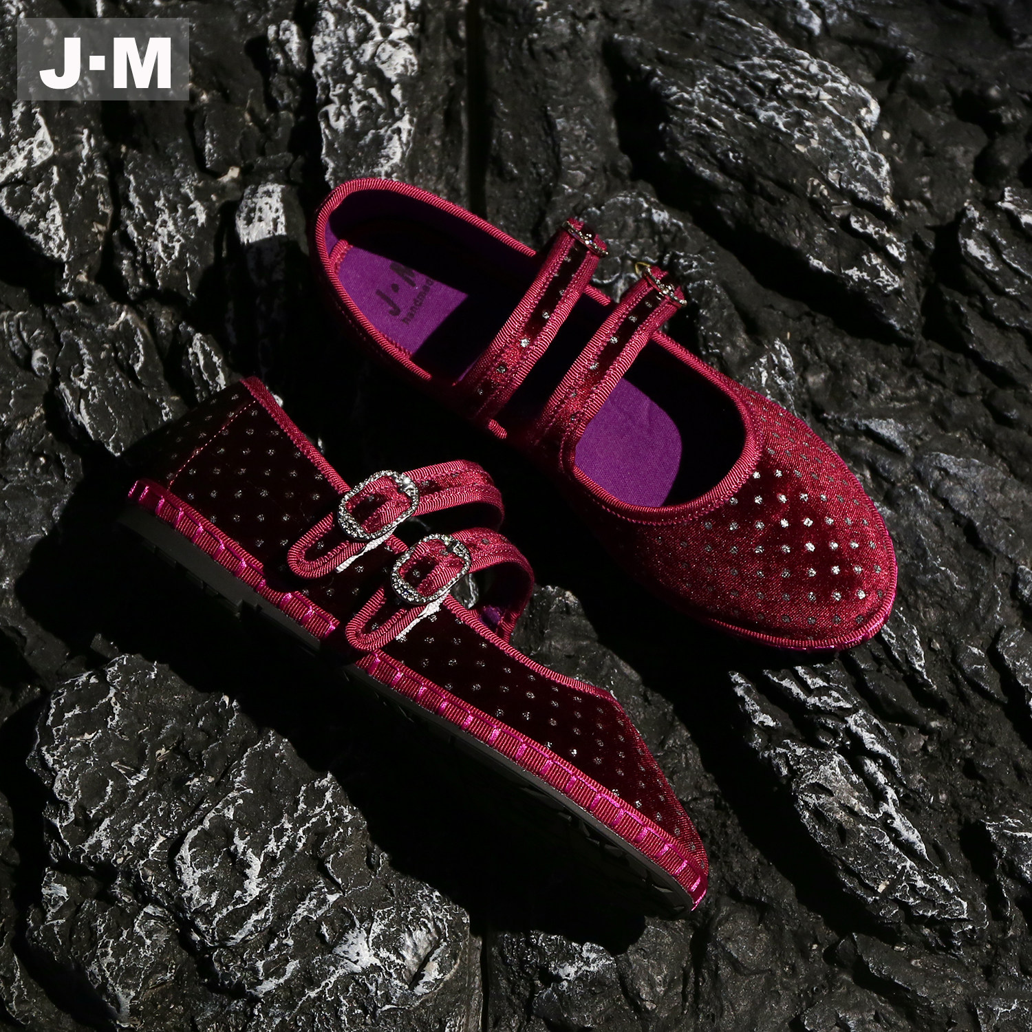 J·M亮片丝绒复古玛丽珍鞋女2026新款百搭双带一字扣平底舒适单鞋,淘宝优惠券,粉丝福利购,淘宝优惠卷