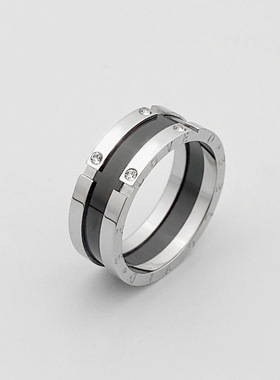 极速Retro Lucky Cubic Zsircon Roman Numerals Titanium Steel