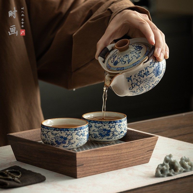 青花汝窑缠枝莲一壶二杯旅行功夫茶具套装高档便携新春送礼送礼盒,淘宝优惠券,粉丝福利购,淘宝优惠卷