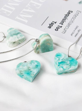 异极矿原石爱心吊坠项链女款2024新款高级感轻奢小众锁骨毛衣链女