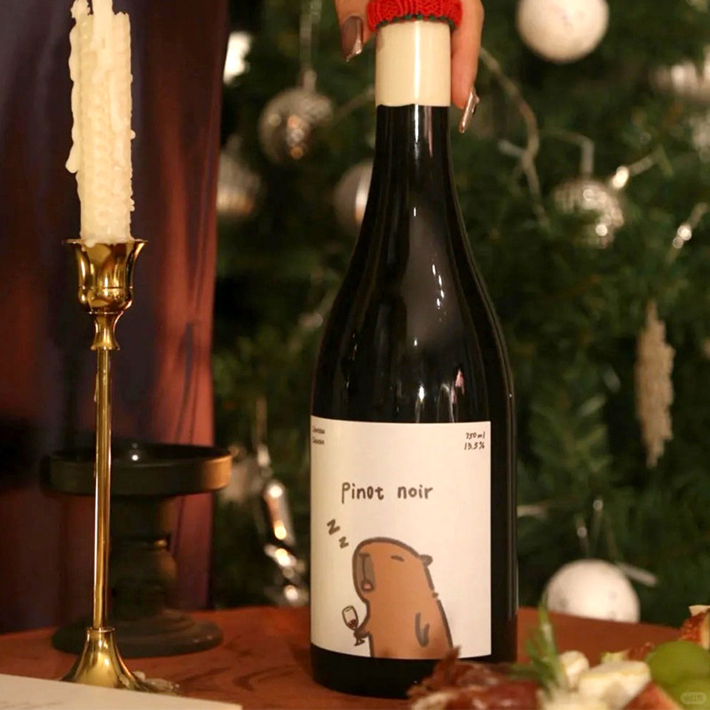 【卡皮巴拉】中国宁夏尚颂堡Capybara黑皮诺干红葡萄酒可爱水豚,淘宝优惠券,粉丝福利购,淘宝优惠卷