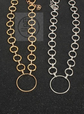 极速。Metal geometric ring chain personality NecSklace short