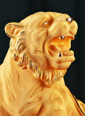 极速绒沙金招财老虎o摆件工艺品客厅办公室装饰虎年生肖虎高端年