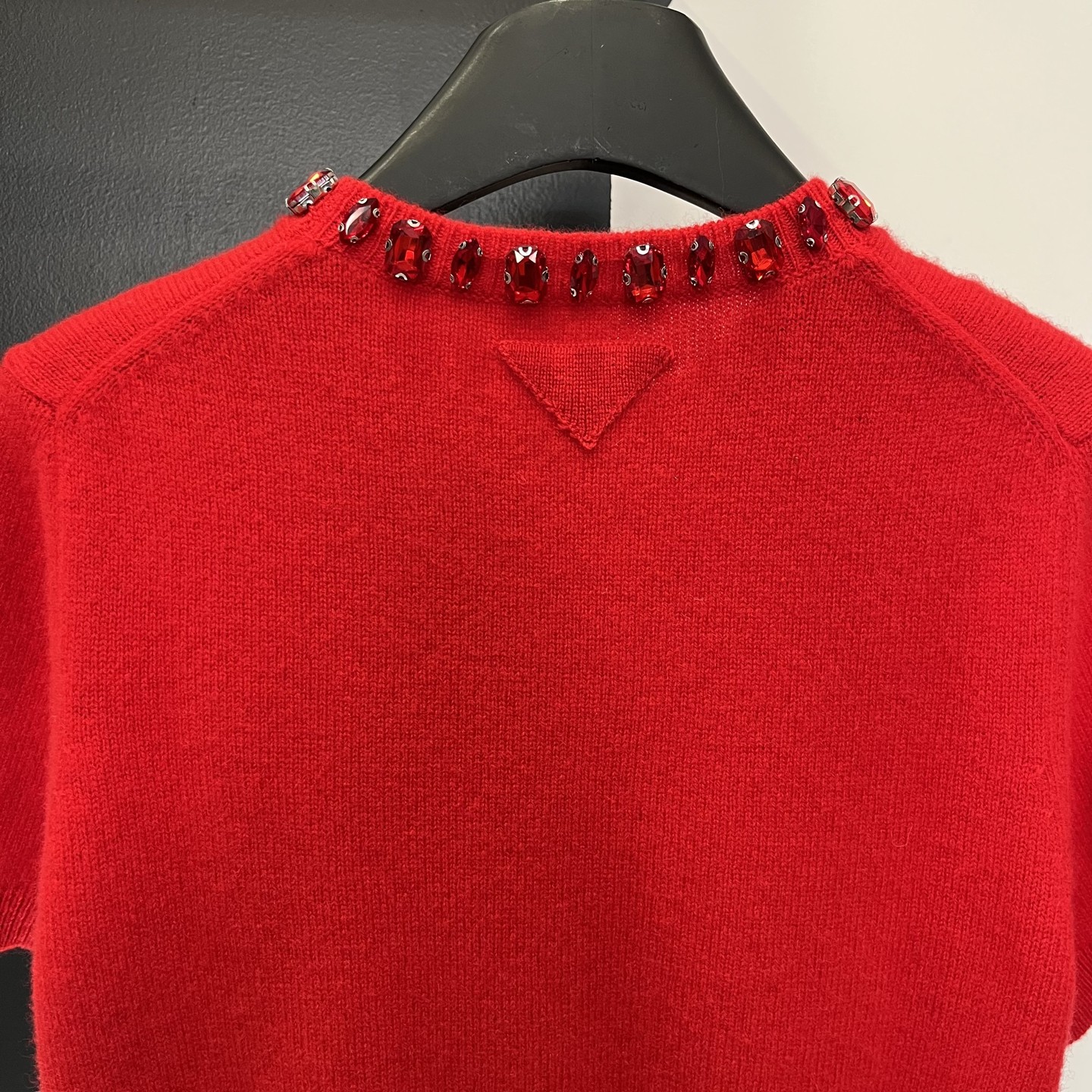 欧货复古风红色短袖绵羊毛衫2026春季钉珠圆领针织衫女士T恤上衣,淘宝优惠券,粉丝福利购,淘宝优惠卷