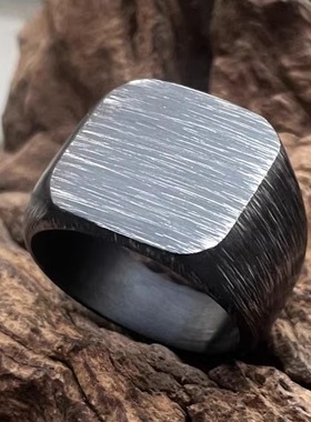 复古做旧大码质感钛钢戒指潮人个性不掉色不锈钢指环王嘻哈饰品