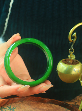 和田玉老坑碧玉镯菠菜绿籽料宽版