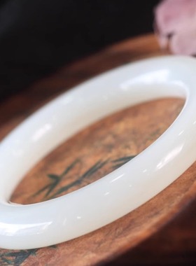 新疆和田玉羊脂白玉手镯平安镯