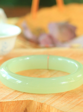 平安镯新疆和田玉冰底晴水手镯