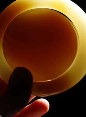 天然玉石新疆和田玉且末糖套镯