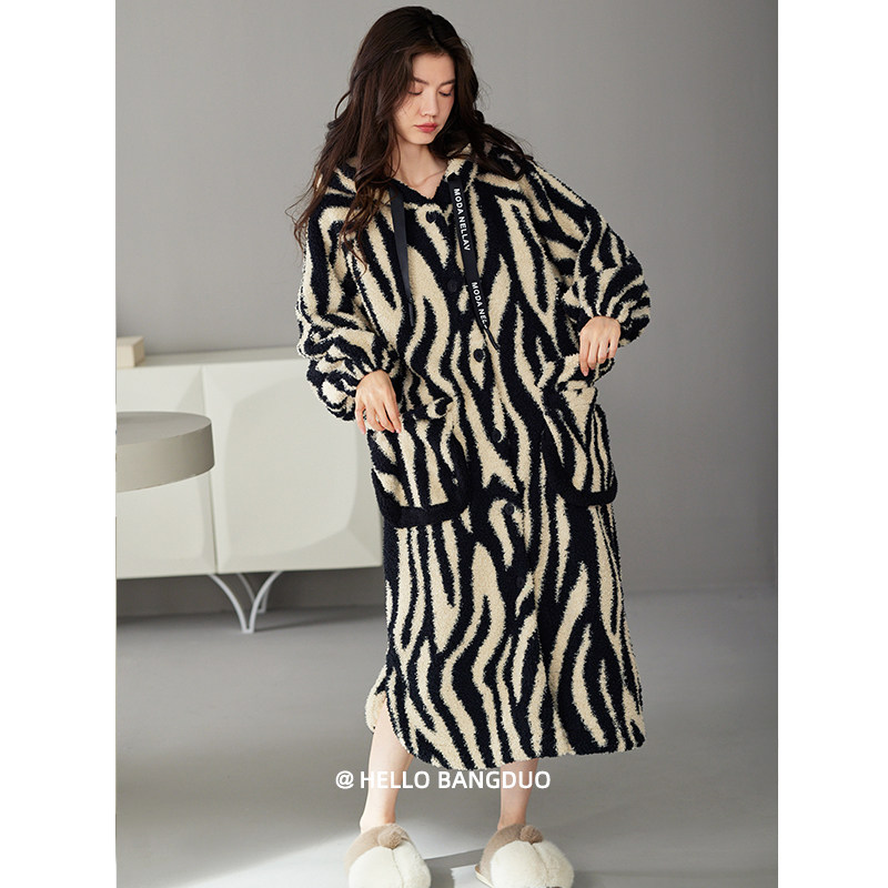 睡袍女士睡衣冬季珊瑚绒加厚加绒睡裙秋冬款法兰绒浴袍大码家居服,淘宝优惠券,粉丝福利购,淘宝优惠卷