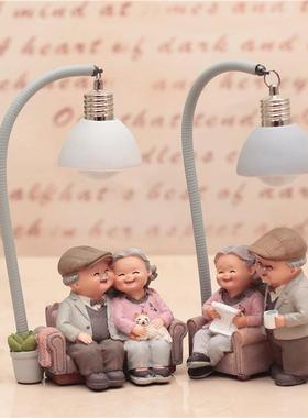 创意情侣摆件结婚纪念日礼物送老婆老公闺蜜礼品老头老太家居客厅