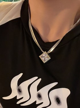 夏日多巴胺彩色锆石吊坠多层叠戴项链个性小众设计短款颈链锁骨链
