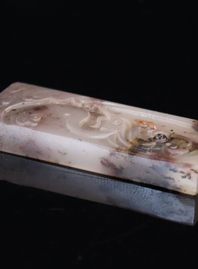 天然21*51*7mm19g玉石挂件桂林鸡血玉石贵妃料黑底红松鹤延年挂件