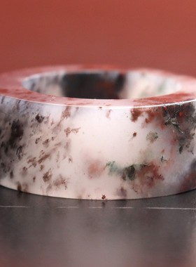 戒指20内径12*5mm11g把玩精雕龙戒戒指桂林鸡血玉石乾坤料黑底红