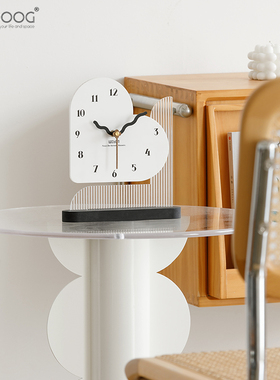 EMITDOOG心形座钟客厅装饰品家居入户玄关电视柜创意办公桌面摆件