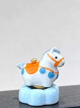 景德镇陶瓷马上有钱桌面摆件