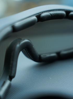 摩托车风镜越野户外运动骑行护目镜防风沙防紫外线太阳镜炫彩镜片