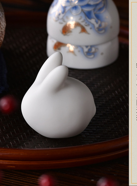 创意可爱小兔子摆件陶瓷客厅家居装饰品花盆造景笔搁茶道茶玩摆设