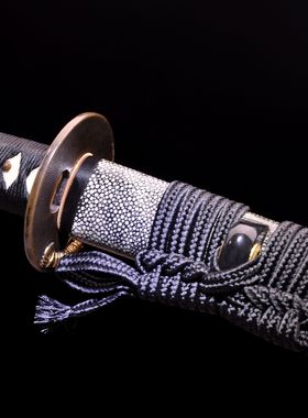 龙泉市刀剑五枚合防身宝剑一体