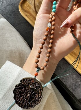 新品沉香同心锁项链n搭配老山檀南红平安扣和田玉菱镁矿沉香小福