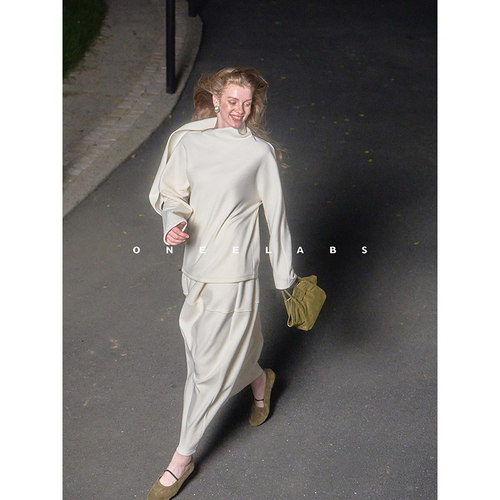 ONEELABS原创品牌 重磅莱塞尔羊毛羊绒混纺 白色围脖上衣半裙套装 - 图2