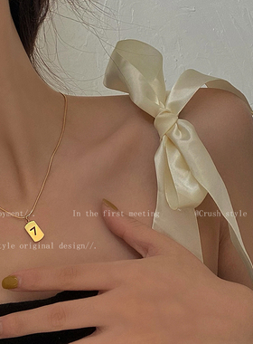 极速乍见之欢钛钢7字方牌项链女ins冷淡风不掉色锁骨链20.21年新