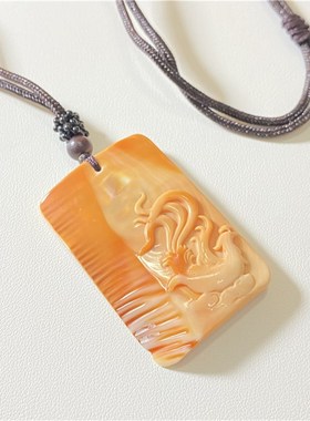 极速天然深海三大明螺之一万宝螺雕E刻凤凰款吊坠 男女款贝壳饰品