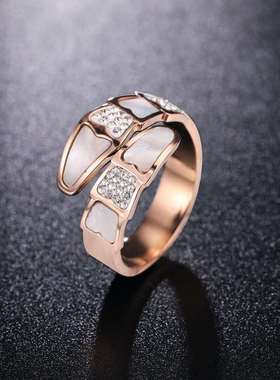 极速Rose gold titanium ssteel couple ring color gold love yo