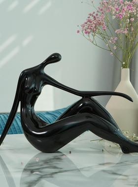 现代简约抽象人物胖女人家居摆件装饰品样板房软装饰品陈设工艺品