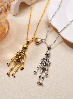 热销 黑暗风万圣节项链 万圣人体骨架骷髅鬼手牵吊坠情侣项链