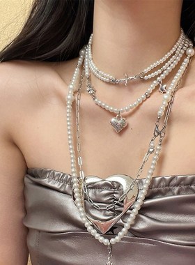 暗黑风多层叠戴珍珠项链女长款毛衣链辣妹高级感爱心十字架锁骨链